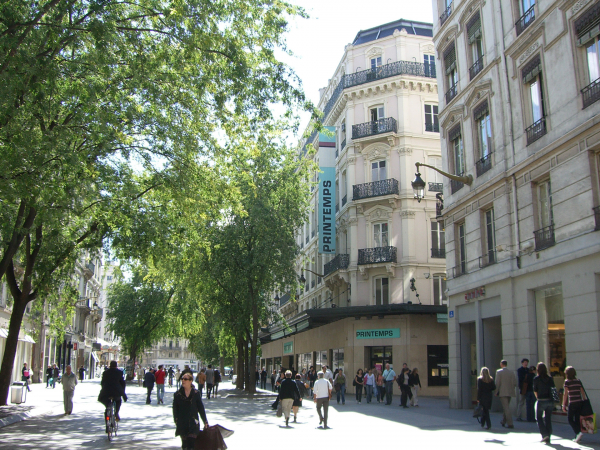 Le Printemps, rue de la République